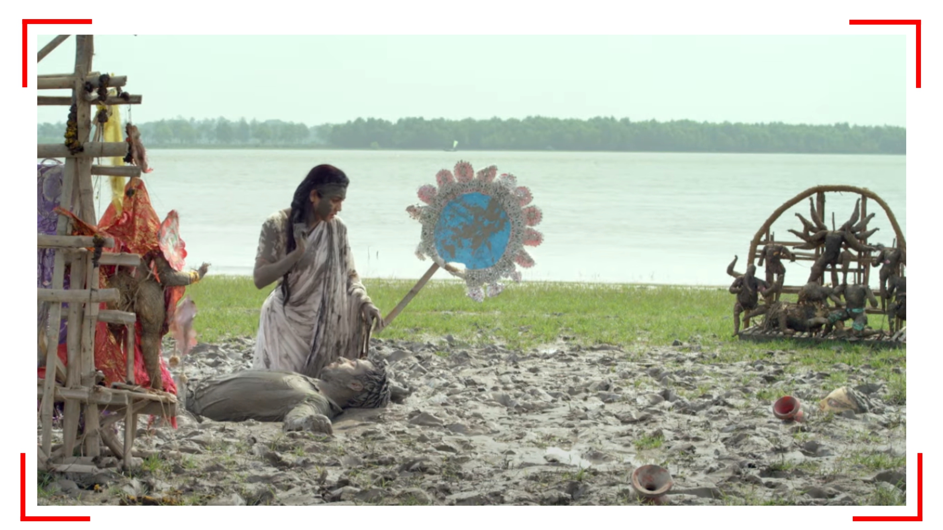 <p>Souvik Basu's cinematography in Kaushik Ganguly's 'Bishorjon'</p>

























































