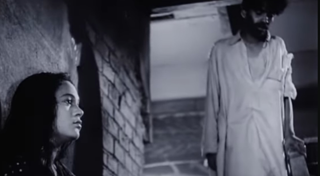 Ketaki Dutta in Ritwik Ghatak's 'Nagarik'