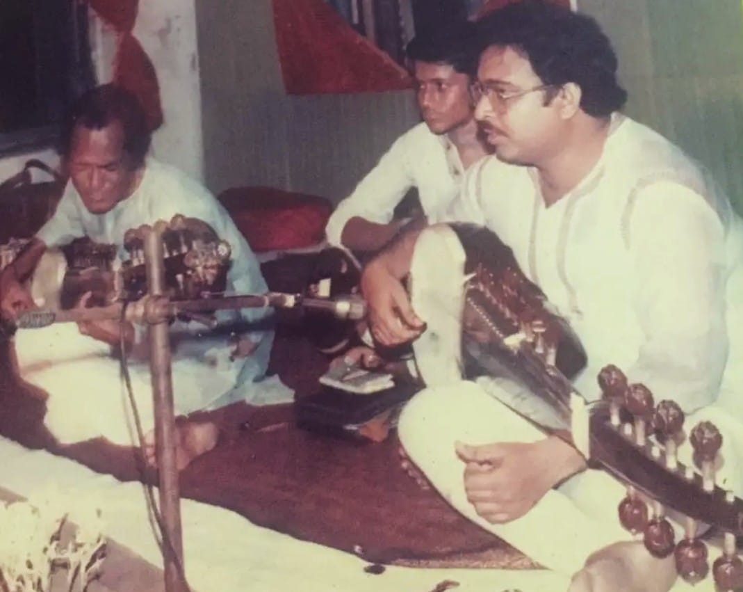 A file photo of Ustad Bahadur Khan with his disciple Pt Tejendra Narayan Majumdar in concert






























