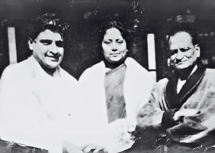 Gurudas Bandyopadhyay,  Molina Devi and Jolu Boral